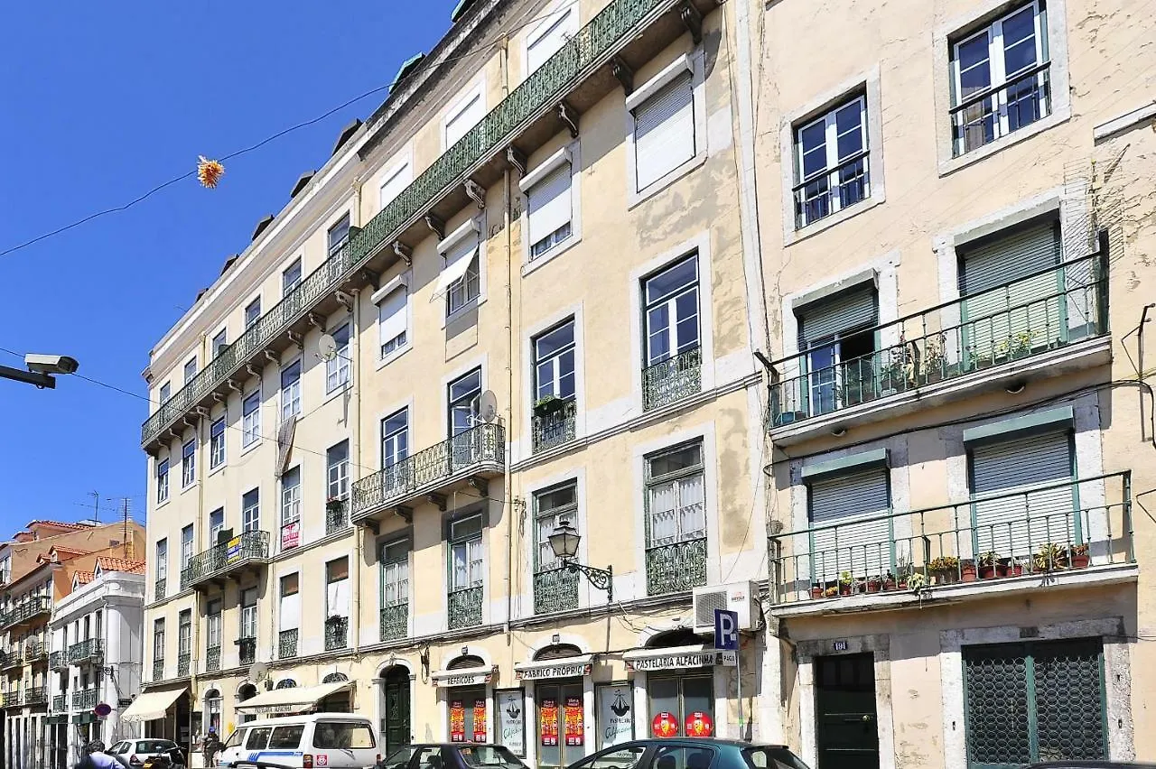 Localtraveling Alfama River View - Family Apartments Lissabon
