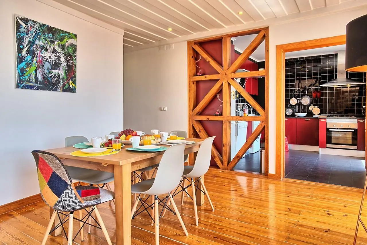 Localtraveling Alfama River View - Family Apartments Lissabon