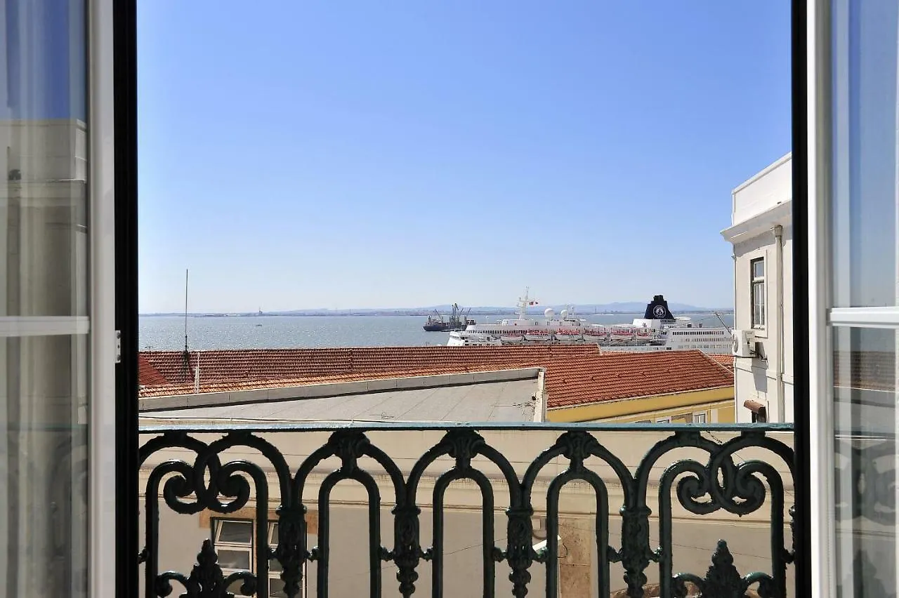 Localtraveling Alfama River View - Family Apartments Lissabon Portugal