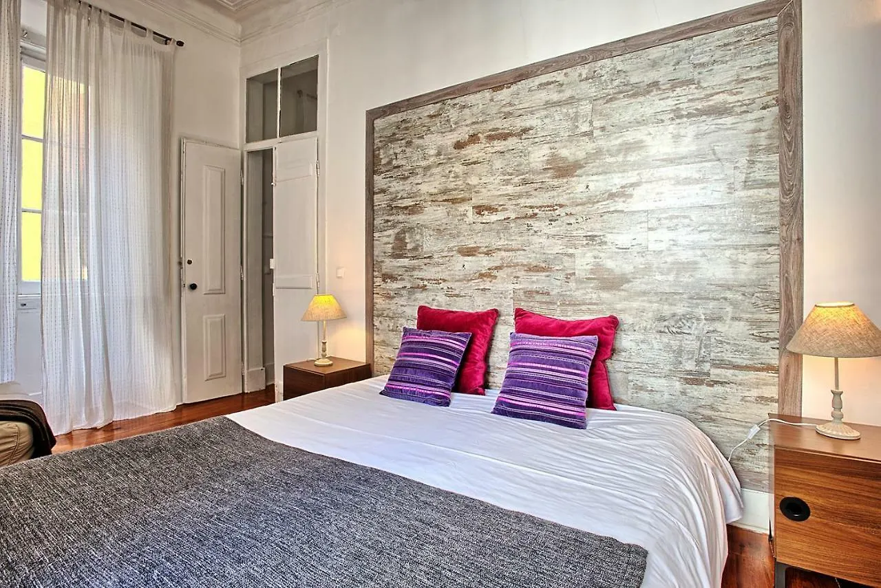 Localtraveling Alfama River View - Family Apartments Lissabon
