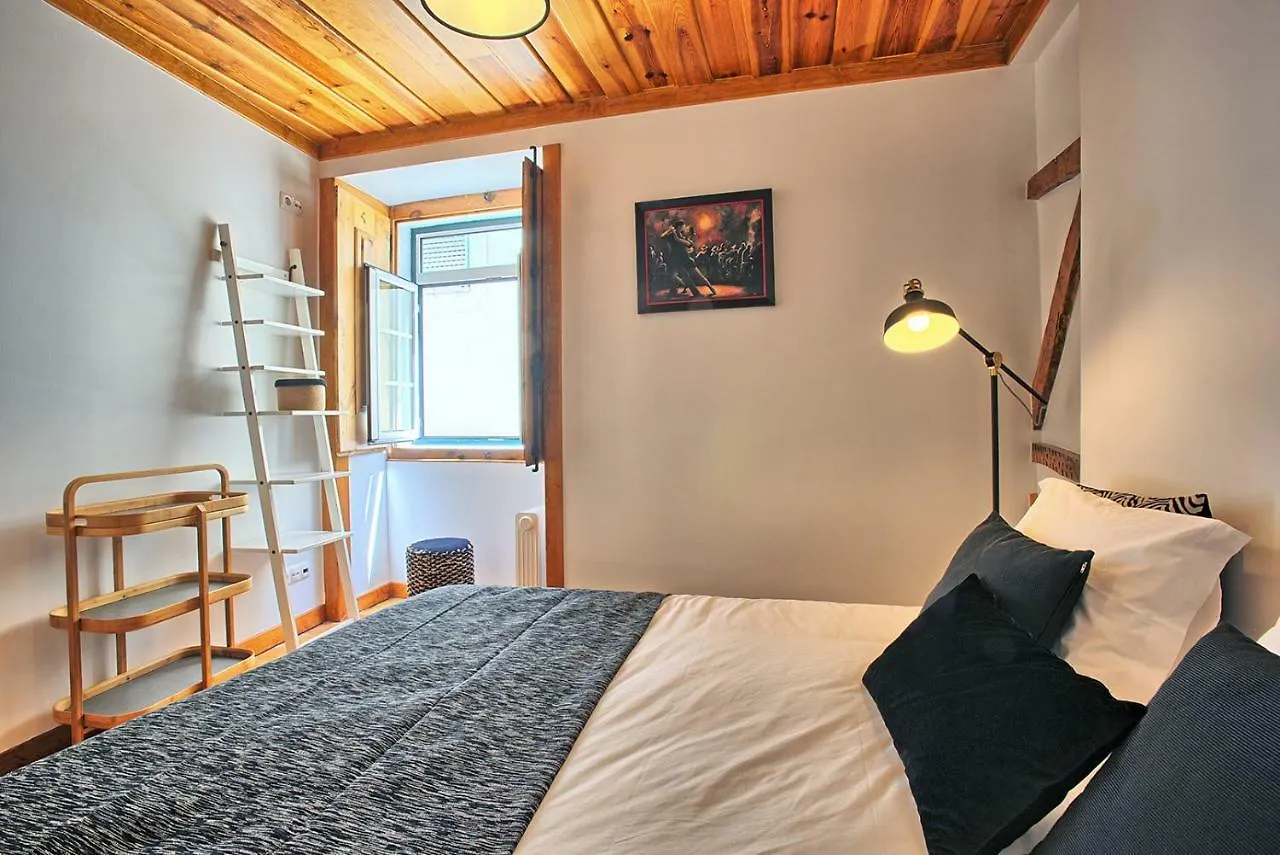 Localtraveling Alfama River View - Family Apartments Lissabon