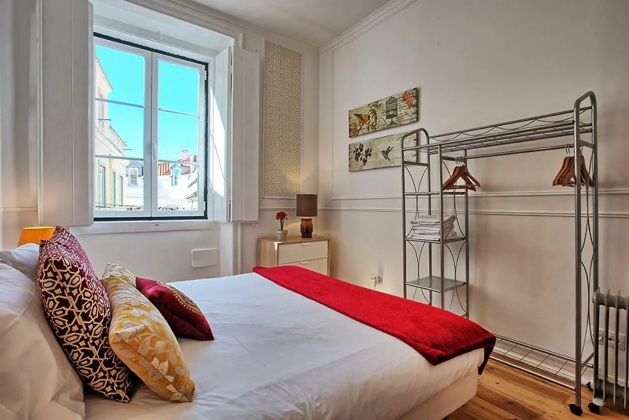 Localtraveling Alfama River View - Family Apartments Lissabon