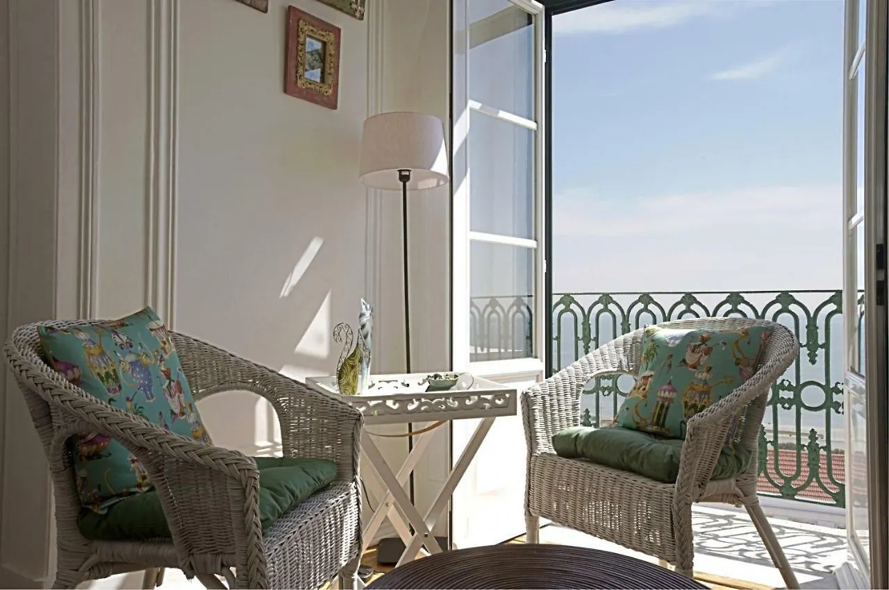 Localtraveling Alfama River View - Family Apartments Lissabon 0*,