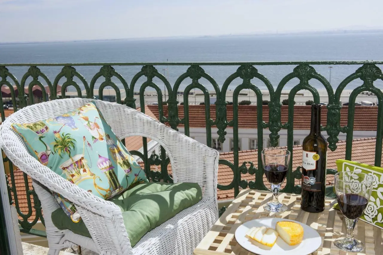 Localtraveling Alfama River View - Family Apartments Lissabon Portugal