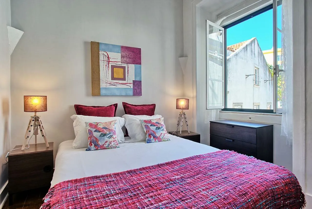 Localtraveling Alfama River View - Family Apartments Lisboa 0*,  Portugal