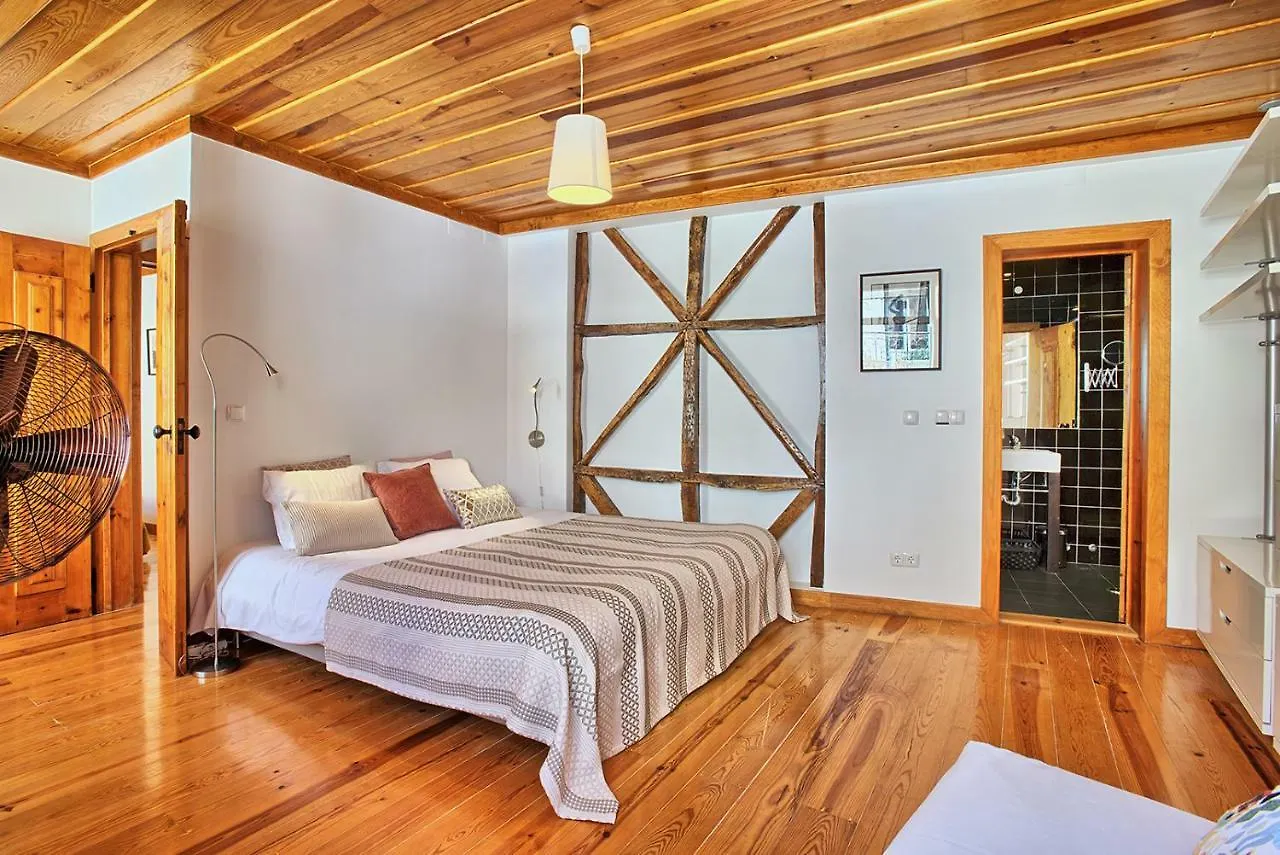 Localtraveling Alfama River View - Family Apartments Lisboa 0*,