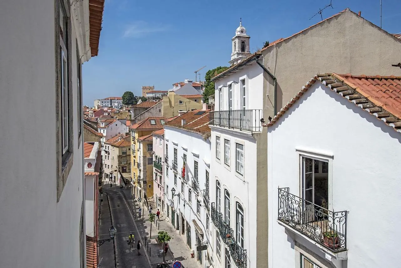 Localtraveling Alfama River View - Family Apartments Lisboa Portugal