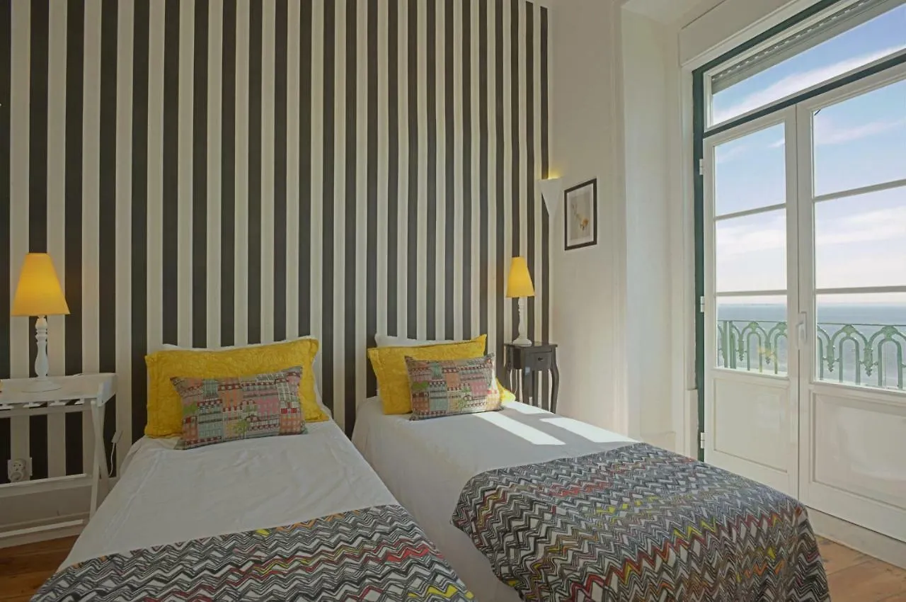 Localtraveling Alfama River View - Family Apartments Lisboa Portugal